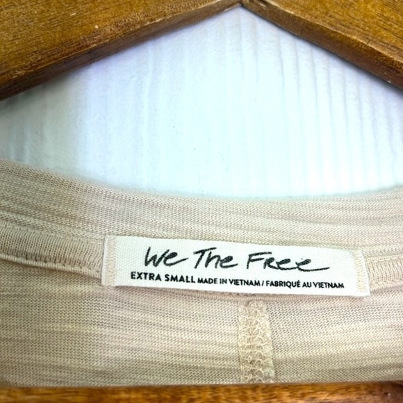 Free People - Natasha Cream Crewneck Ruched Long Sleeve Crew Neck Top Size XS - Picture 9 of 10